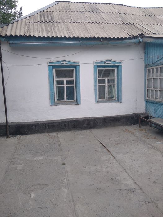 Продам дом в центре в районе бывшего базара Даубай