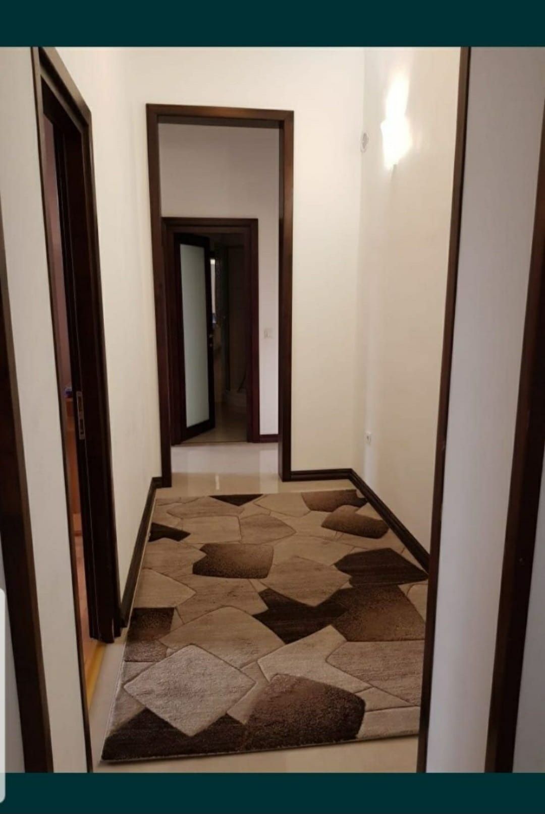 Inchiriez apartament cu 2 camere, ultracentral, Republicii