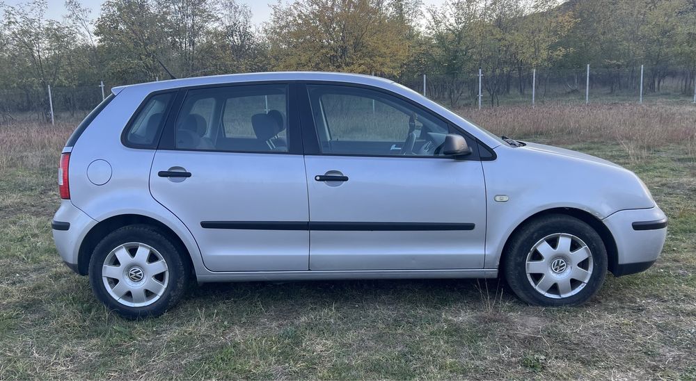 Dezmembrez wolkswagen  polo 1.4 Diesel  ( cititi anunțul )