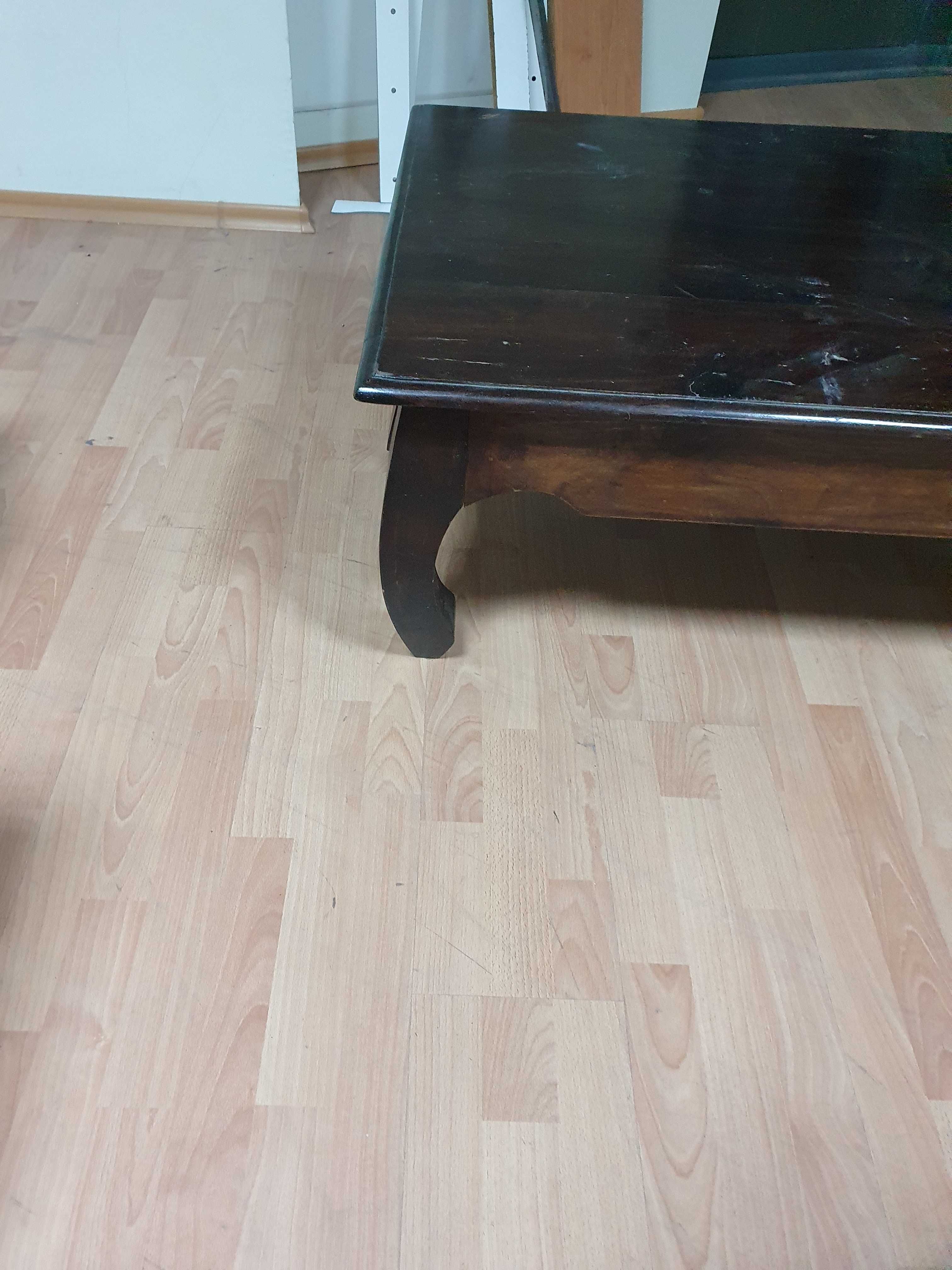 Масивна холна маса от палисандрово дърво
