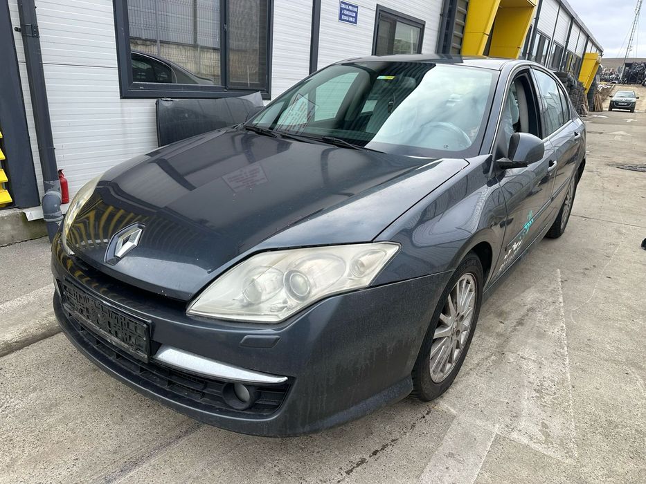 Dezmembrez / Dezmembrari / Piese / Accesorii Renault laguna 3 2.0 benzina M4R 2009 gri volan stanga