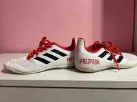 Футболни обувки Adidas predator