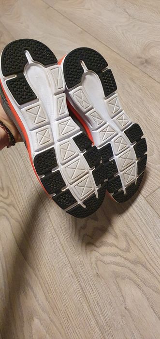 Lotto Andromeda IV running