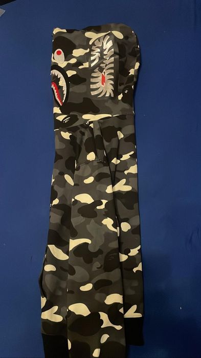Hanorac bape (jordan 4,off White,amiri,jordan1)