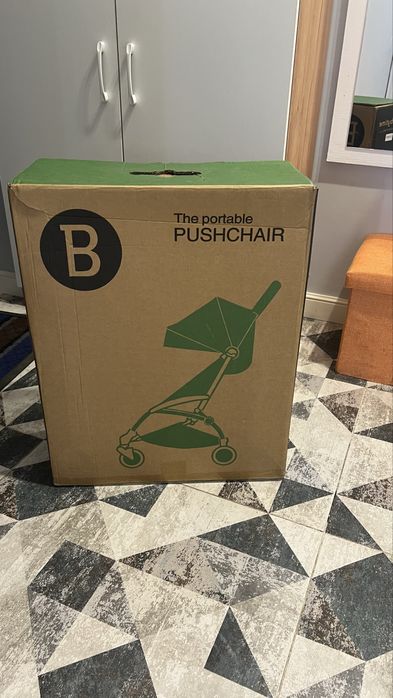 Прогулочная, идеально в самолет коляска