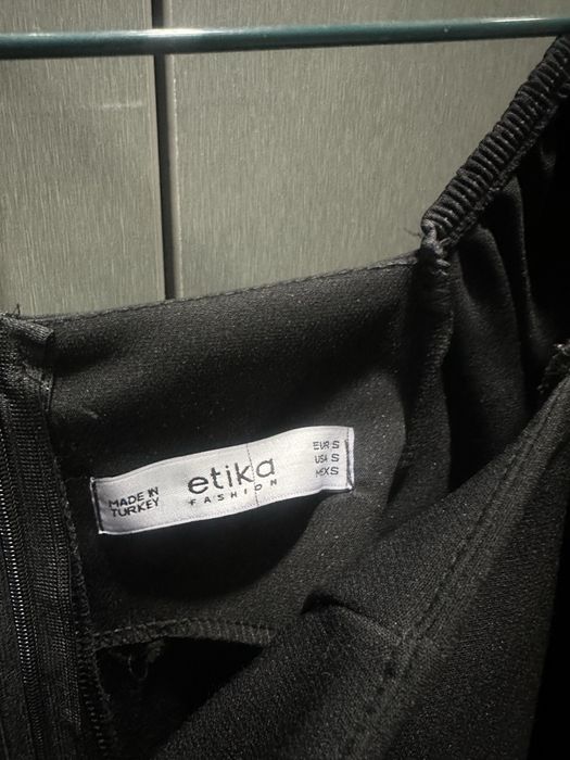 Роскошное платье футляр