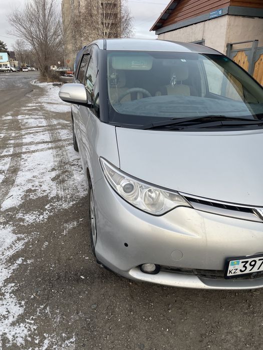 Тойота Естима срочно