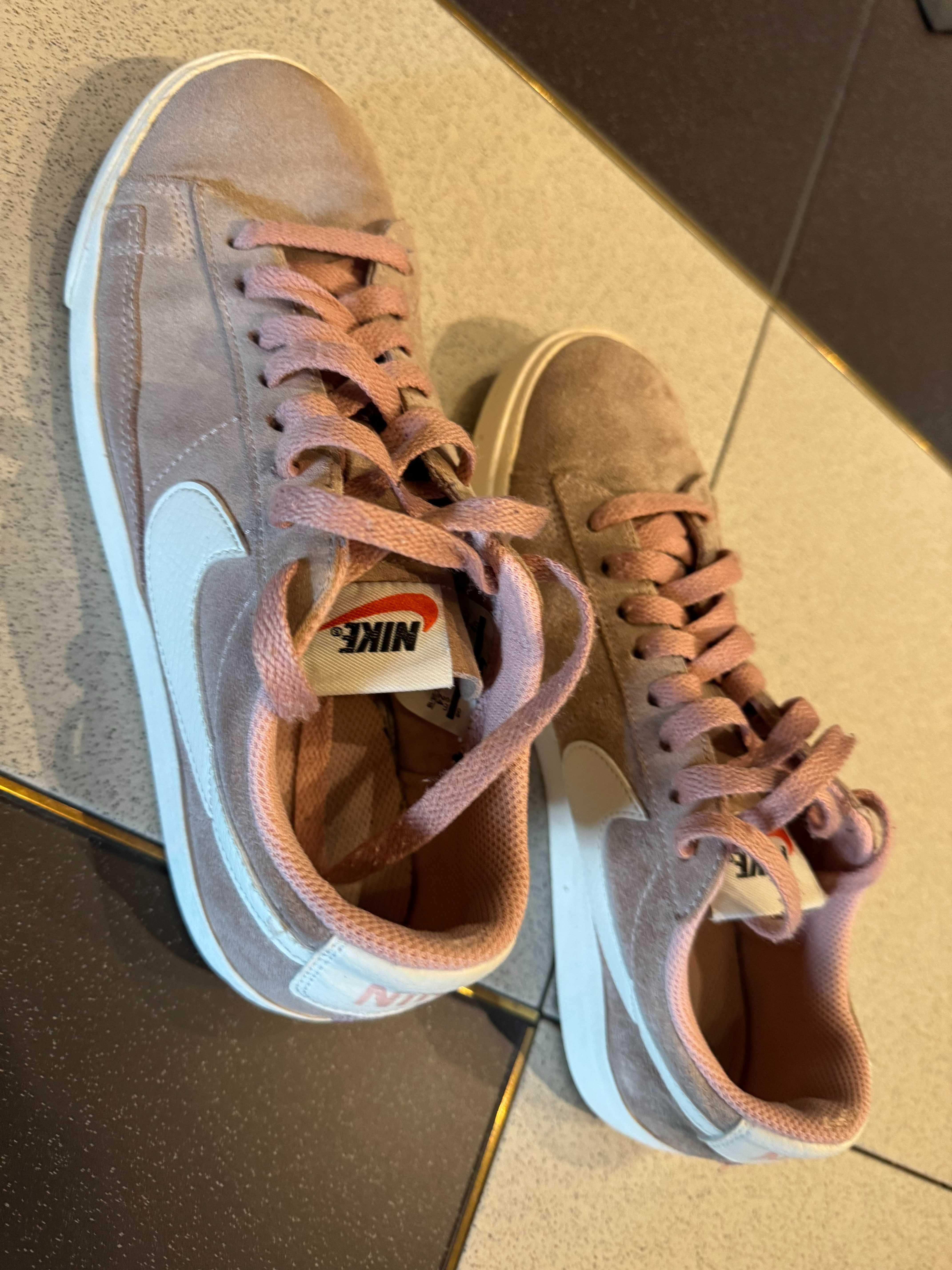Спортни кецове Nike
