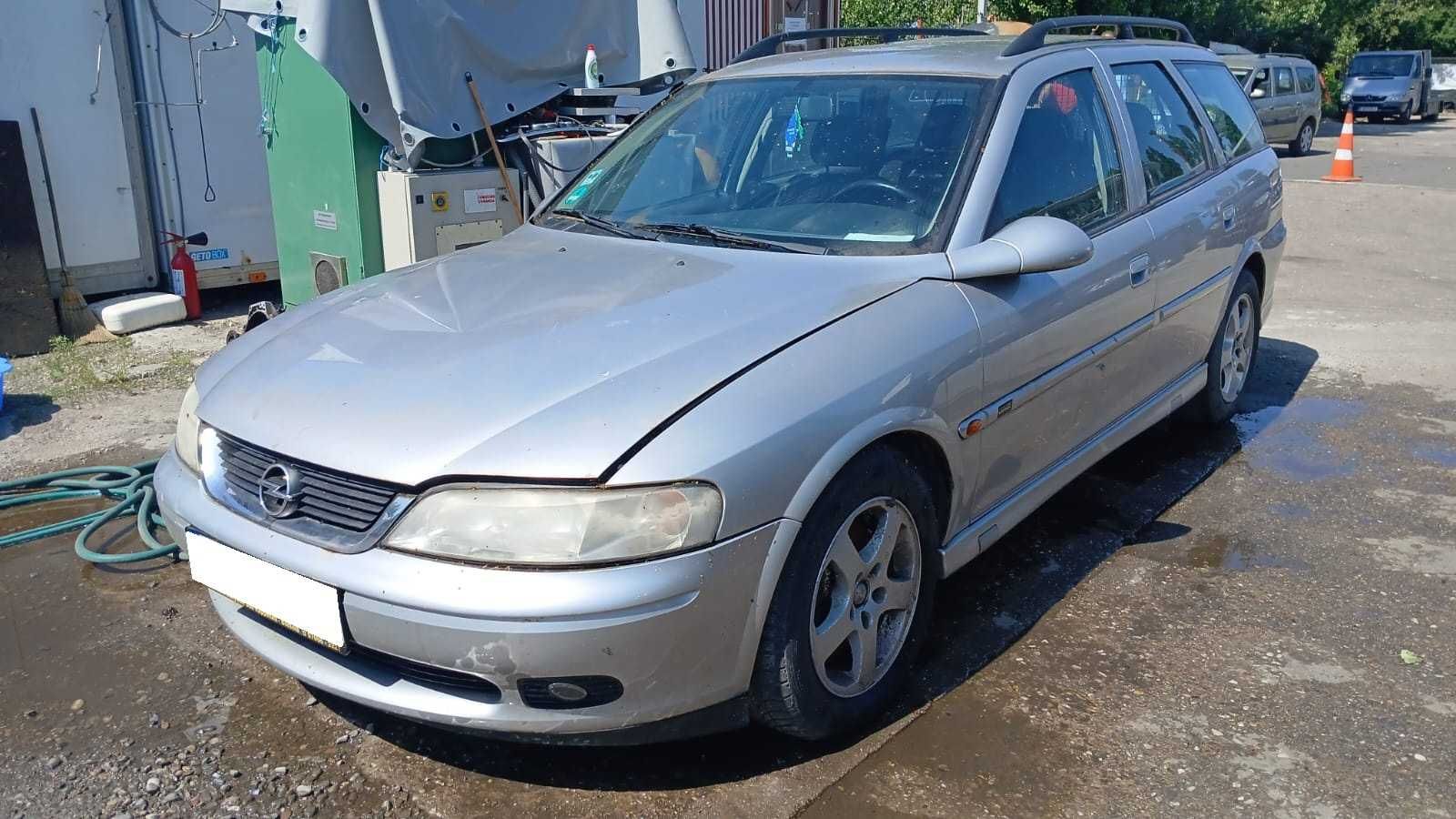 Dezmembrez Opel Vectra B Break 1.6 Benzina Din 2001 - Z16XE