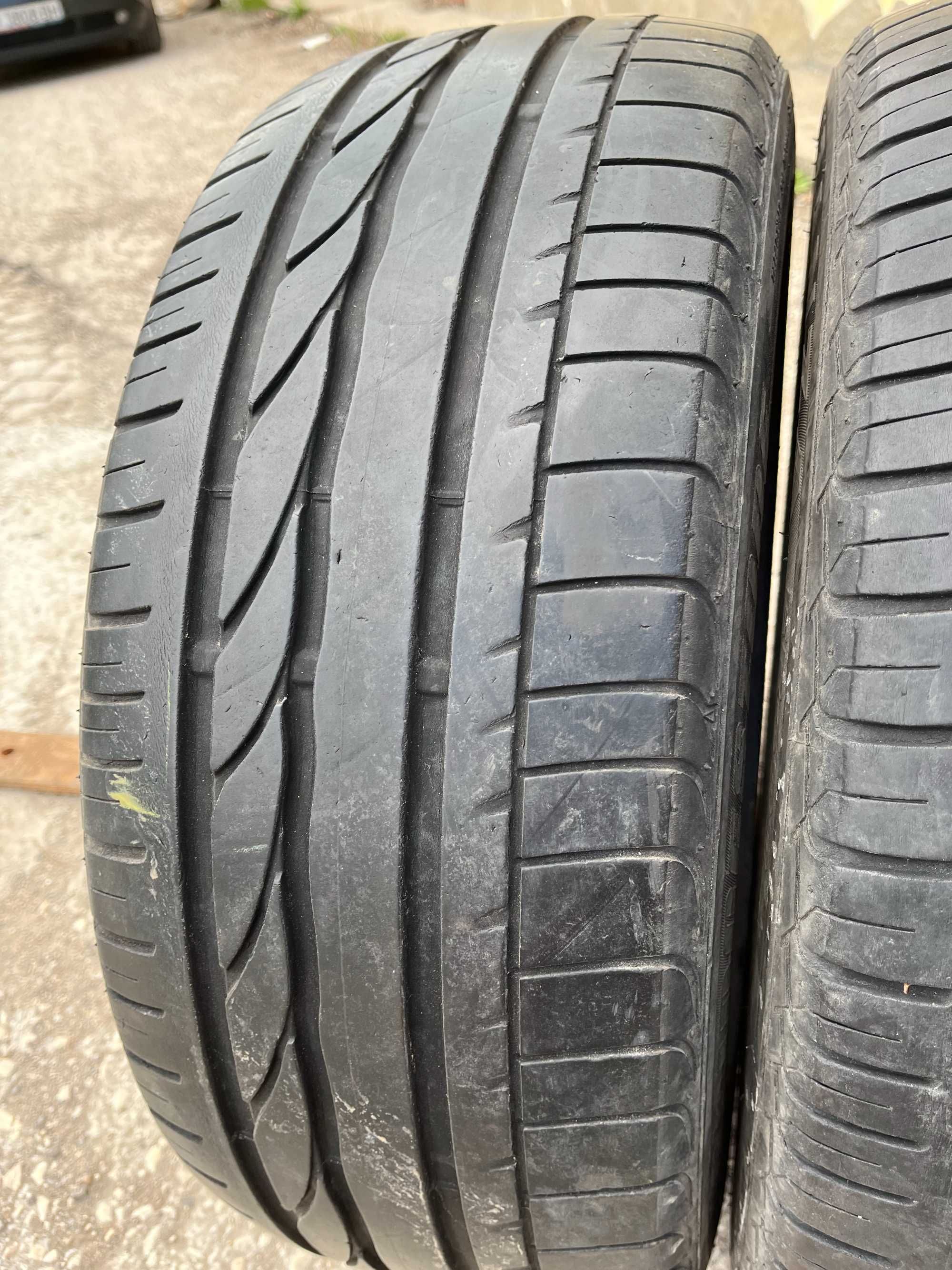 2 бр. летни гуми 225/55/17 Bridgestone RSC 5,2 mm DOT 1714