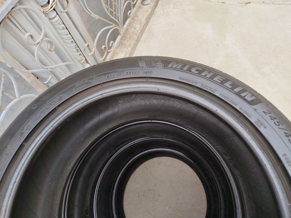 245 45 R19 Shina Michelin