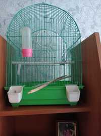 Продам клетки для попугая и хомячка