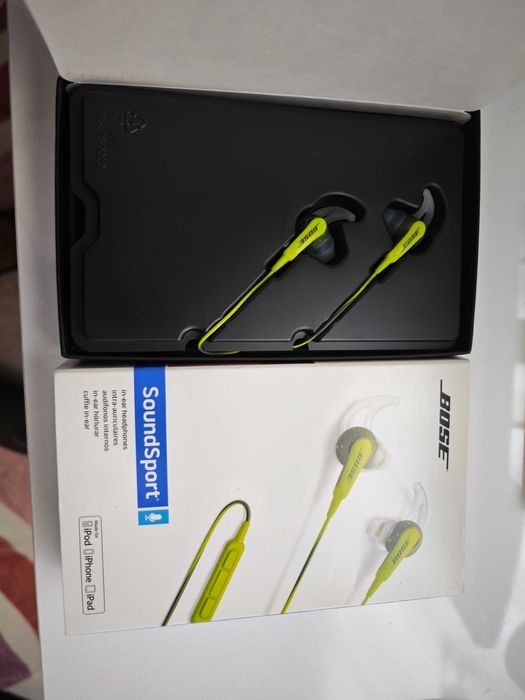 Bose SoundSport In-Ear Headphones 3.5mm Jack Wired Earphones