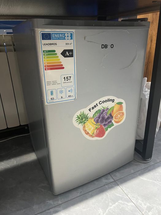 Продаю мини-холодильник Leadbros HD-67