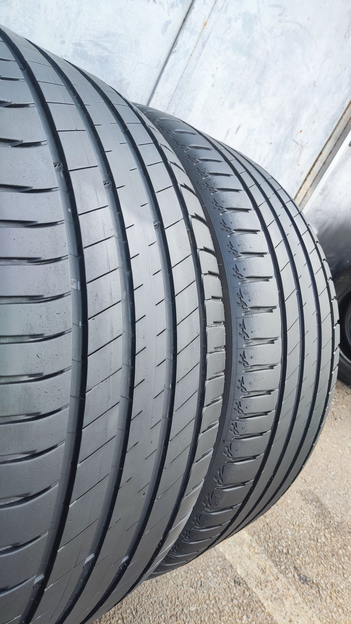 2бр. летни гуми 285/40/20 Michelin Latitude Sport 3 
dot22
6.9mm
Много