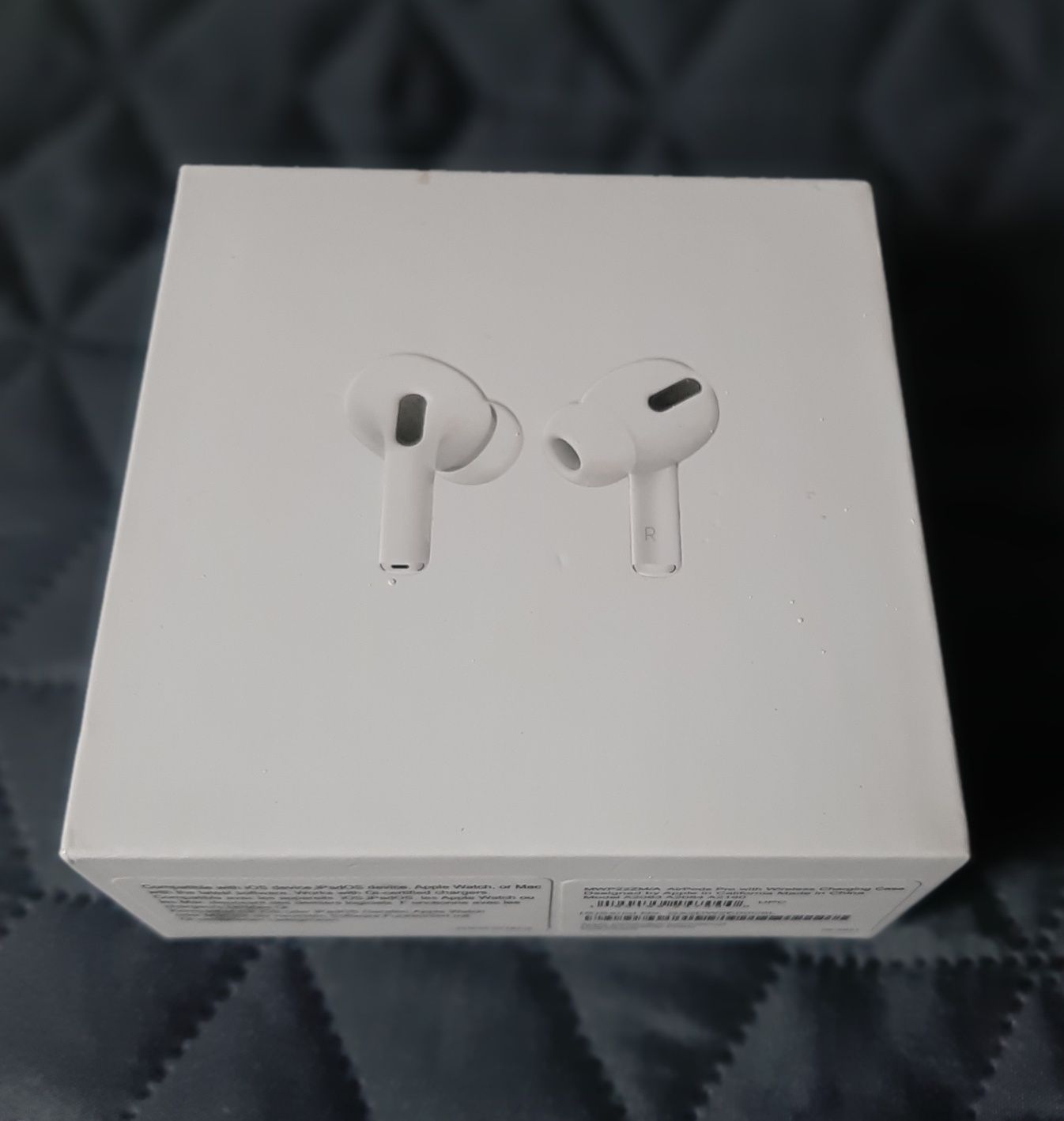 Apple AIR PODS PRO слушалки