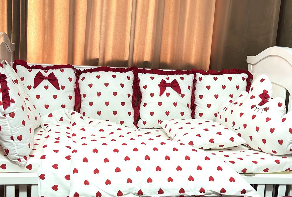 Бортики на детскую кроватку