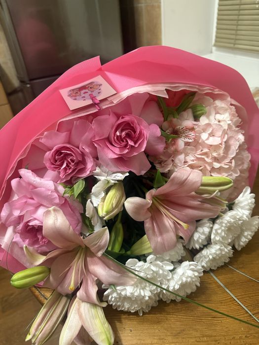 Продам цветы свежие срочно