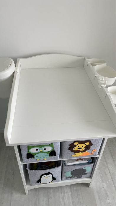 Masa de infasat Ikea SMAGORA + 2 etajere si accesorii