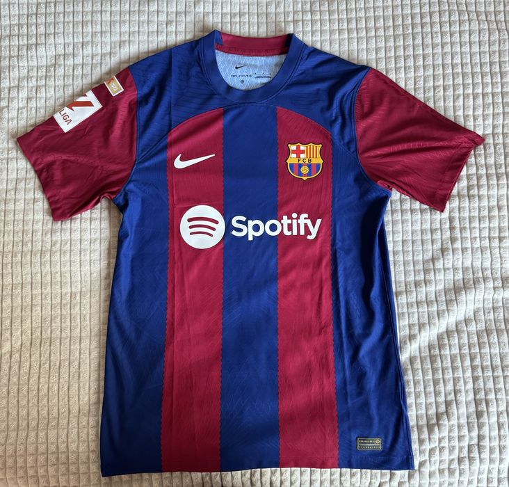 Оригинална тениска на Барселона