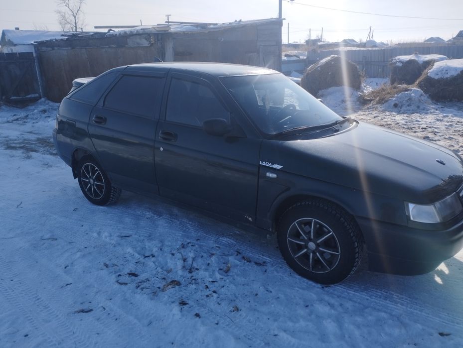 продам ваз 2112.