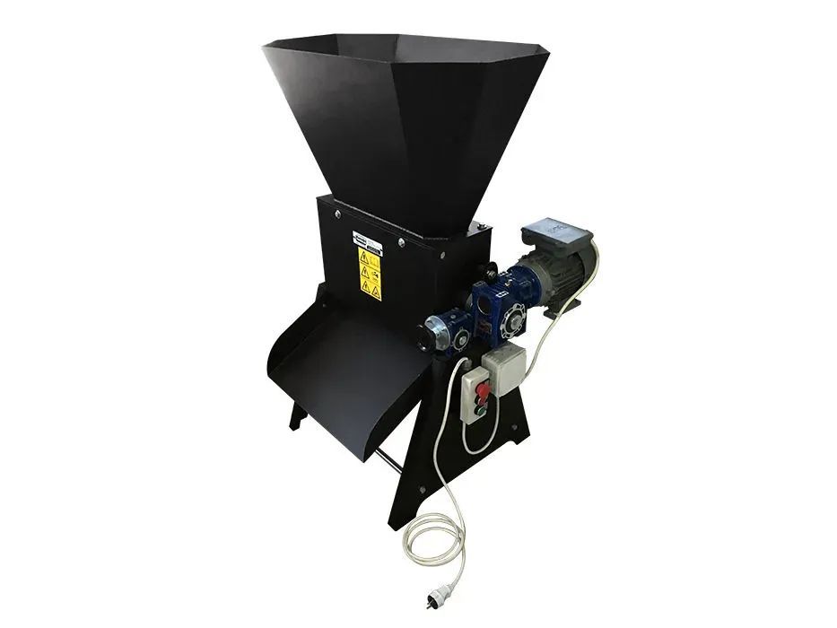 KADIOGLU Spargator de nuci electric, Model CKK100 Spargator de nuci electric, Model CKK100