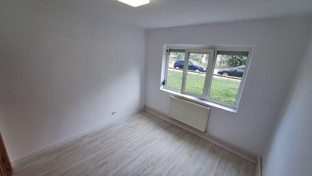 Apartament 2 cam parter