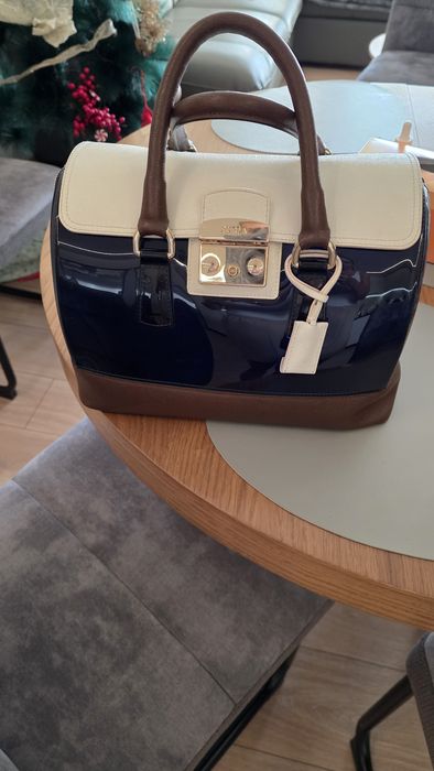 Чанта Furla в три цвята