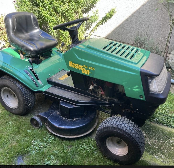 Tractoras iarba/gazon MTD Mastercut