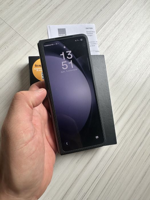 Samsung Fold 5 512gb 12 gb ram