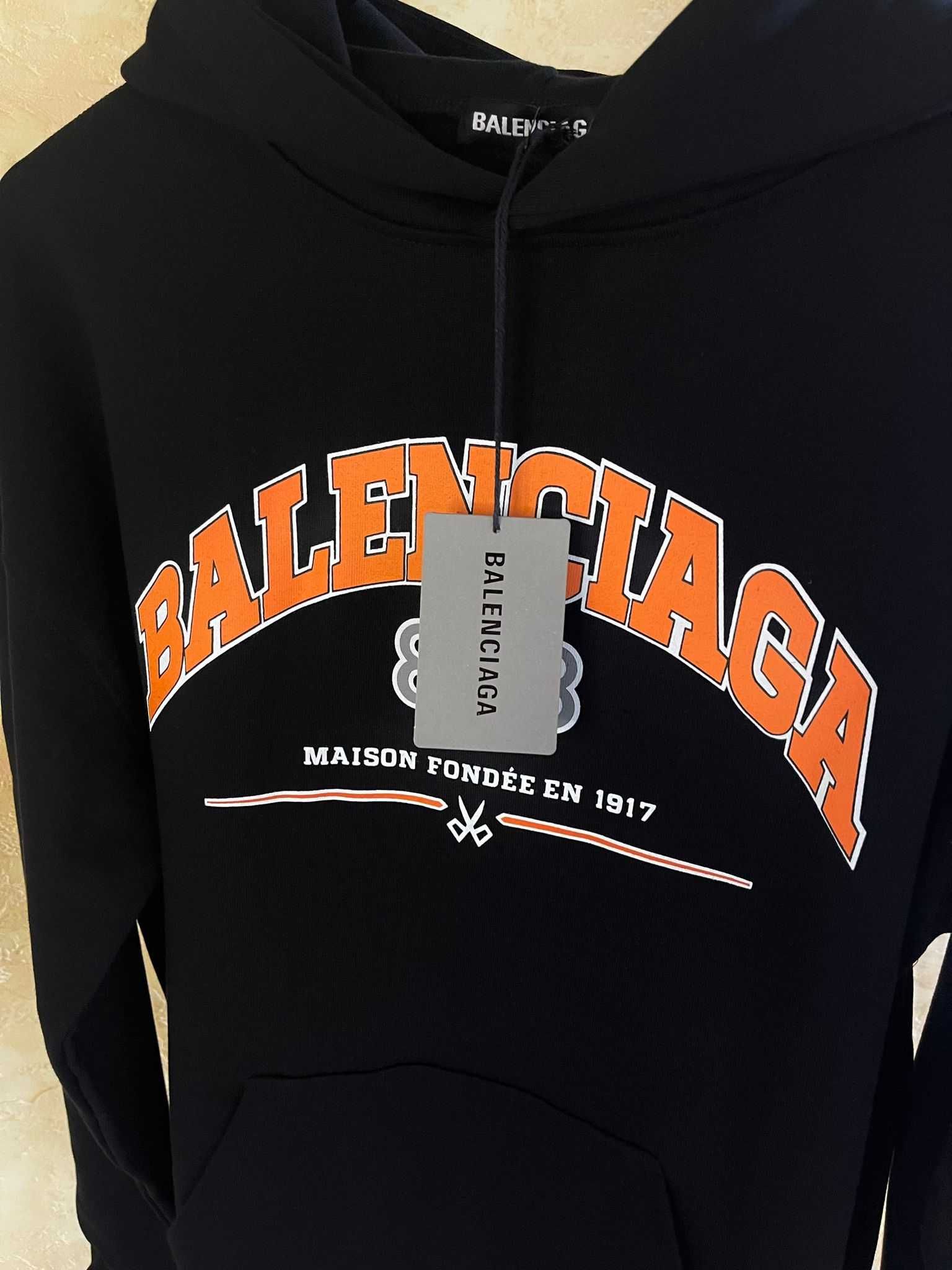 Hanorac Balenciaga - Calitate Premium