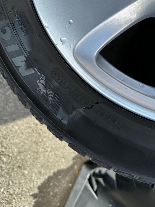 Jante BMW X1/X3 cu anvelope iarna 225 50 17  MICHELIN ALPIN 6