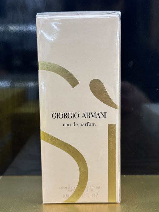 Georgio Armani Si 100ml. НЕРАЗОПАНОВАН!