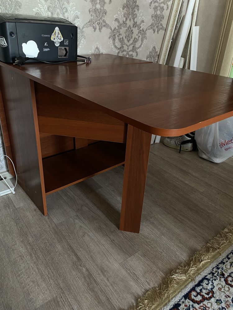 Продаем раскладной стол!