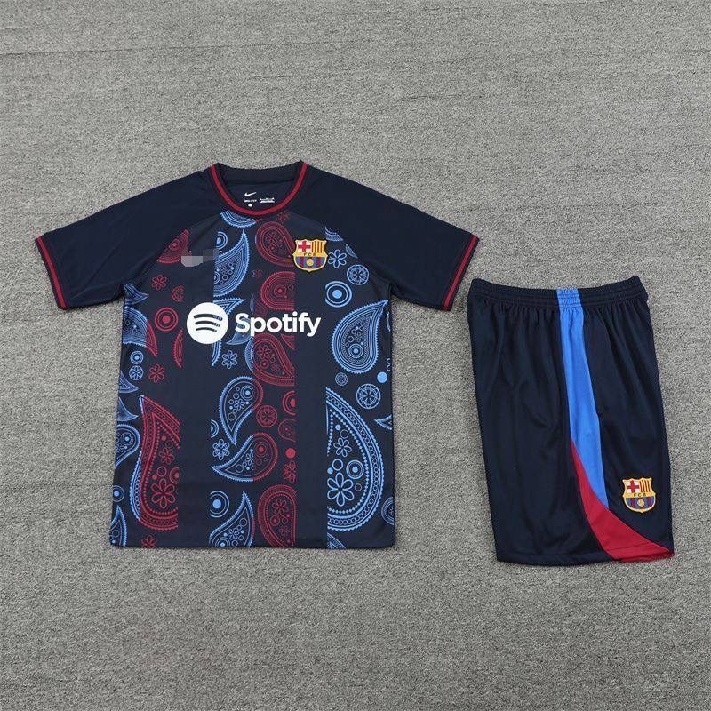 Barcelona futbol formalari Барселона футбольные формы