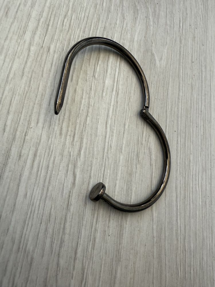 Гривна тип Cartier