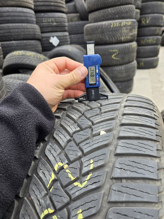 Anvelope de iarna 225-50r17 Fulda