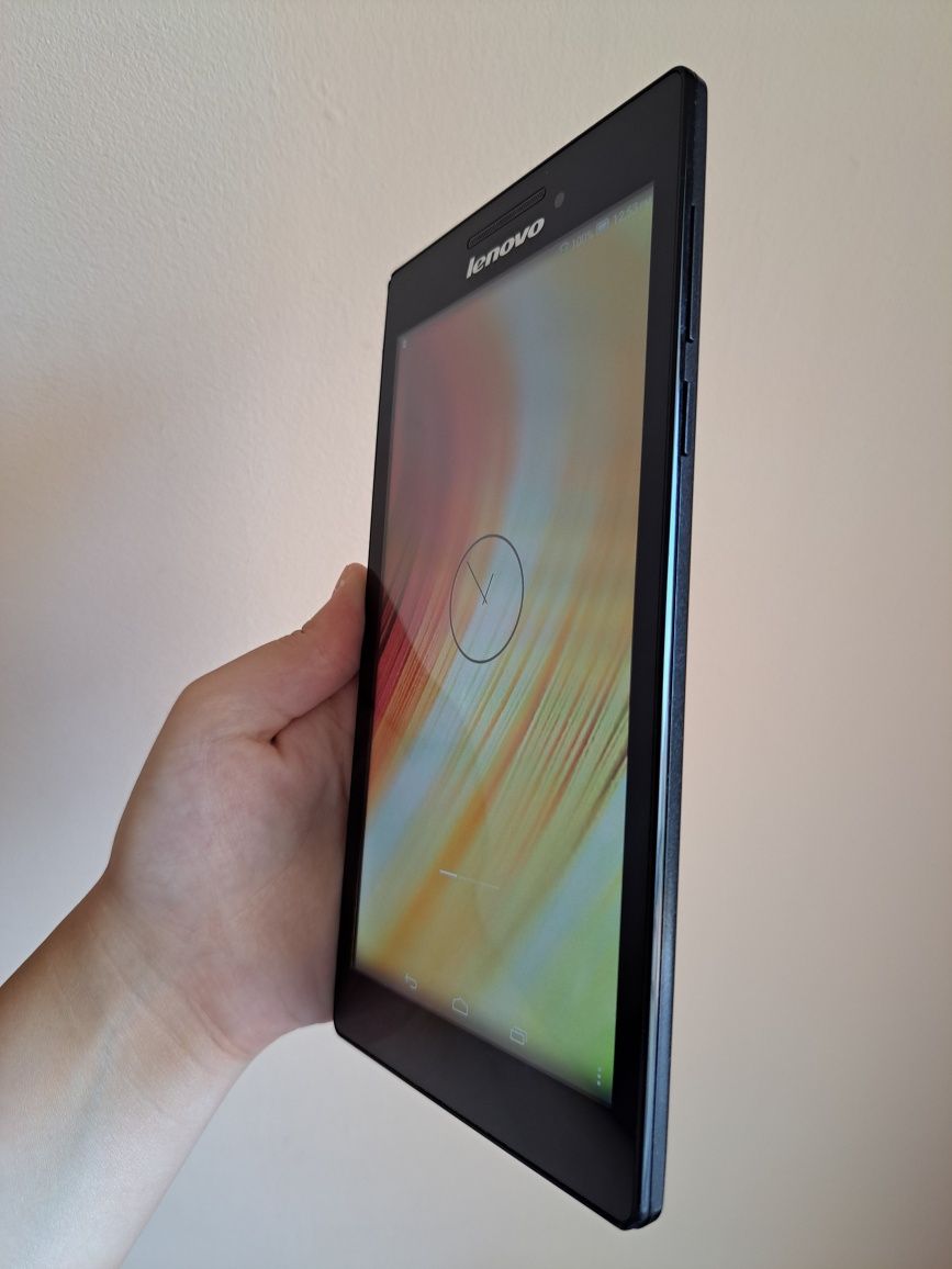 Таблет Lenovo Tab 2 A7-10 8GB, черен цвят