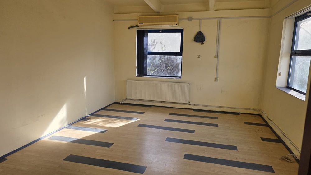 De închiriat/Vânzare 1400 mp hală|depozit 1,78 euro/mp,Calea Borsului