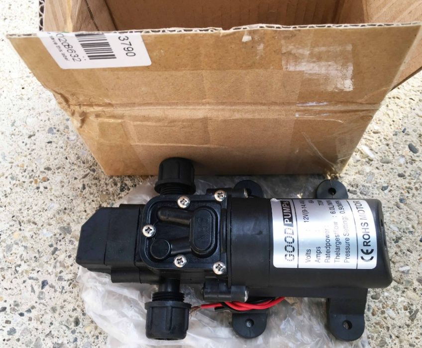 Pompa apa rulota, autorulota, etc ,12V , submersibile sau uscate
