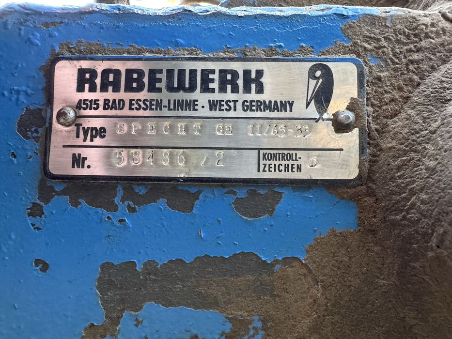 Vând Plug reversibil hidraulic RABEWERk 2+1