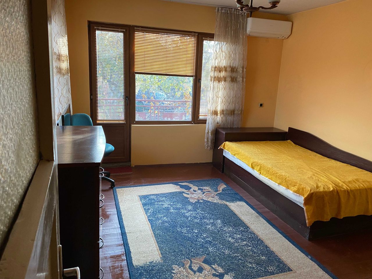 Продава се Къща в Монтана, Мала Кутловица - 232 кв.м за 748 €/кв.м - Снимка #15