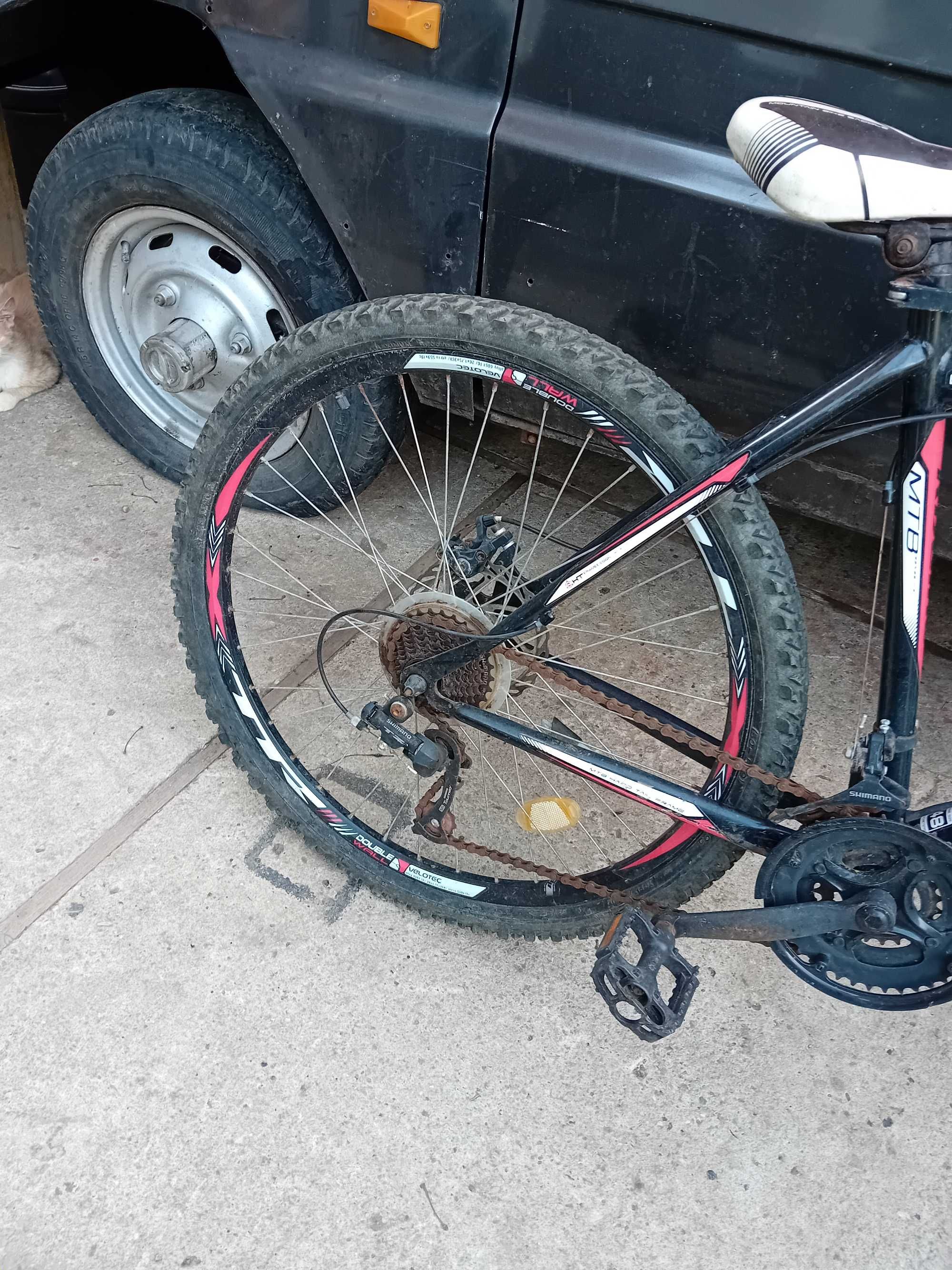 Vînd.  2 biciclete