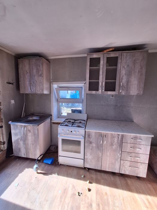 Сдам дом район бензостроя.