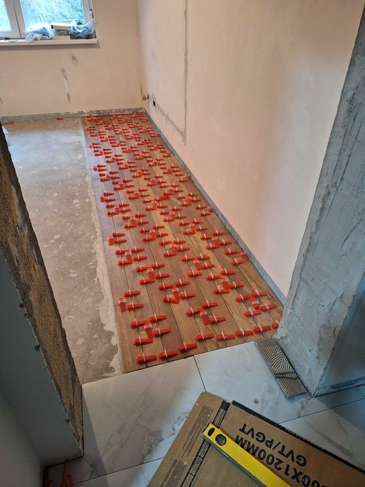 Niky MNC Construct srl. Finisaje interioare și exterioare.