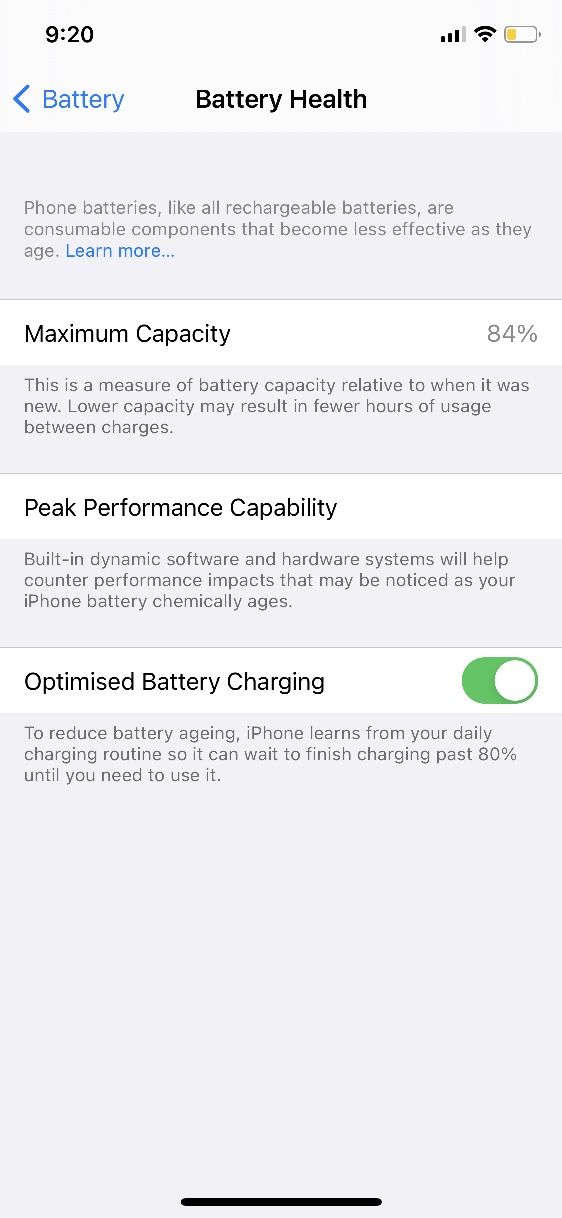 IPhone XR 128GB battery health 84%