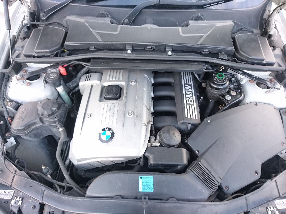 На части БМВ Е91 330и 258 коня БМВ - BMW e91 330i 258 hp