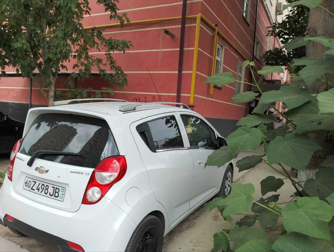 SPARK sotiladi  2017 yil   5500  ue
