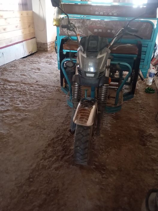 Lifan mator qoyilgan nota