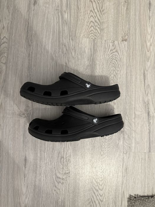 Slapi crocs basic,negri,marimea 44